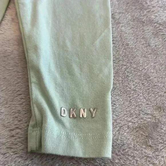 DKNY - leggings. Size 12 months - Picture 3 of 4